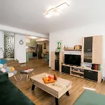 Apartment Mermaid Beachfront *