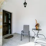 Mermaid Beachfront Apartment