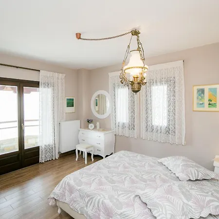 Mermaid Beachfront *