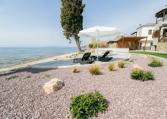 Mermaid Beachfront 코로피