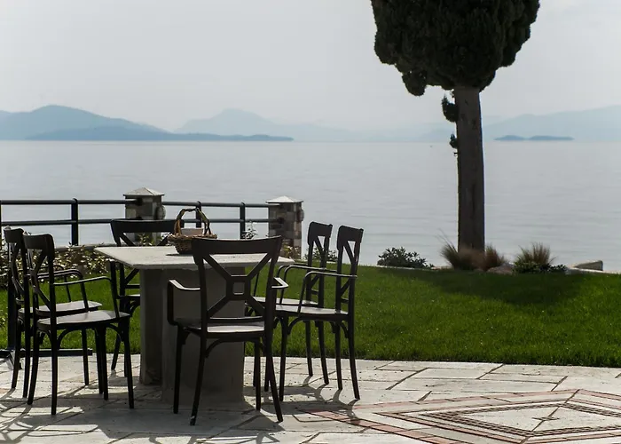 Mermaid Beachfront *