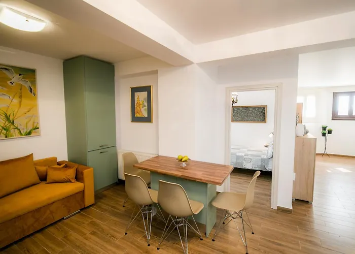 Mermaid Beachfront 아파트 *