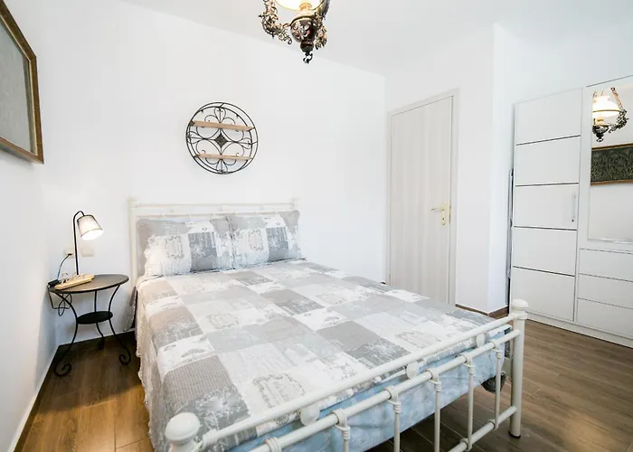 Mermaid Beachfront *