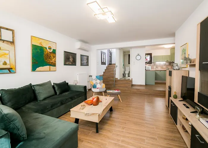 아파트 Mermaid Beachfront *