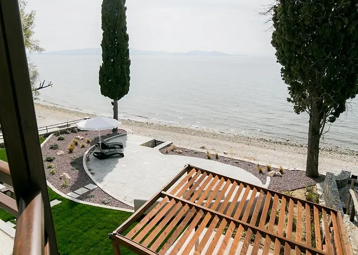 Mermaid Beachfront *