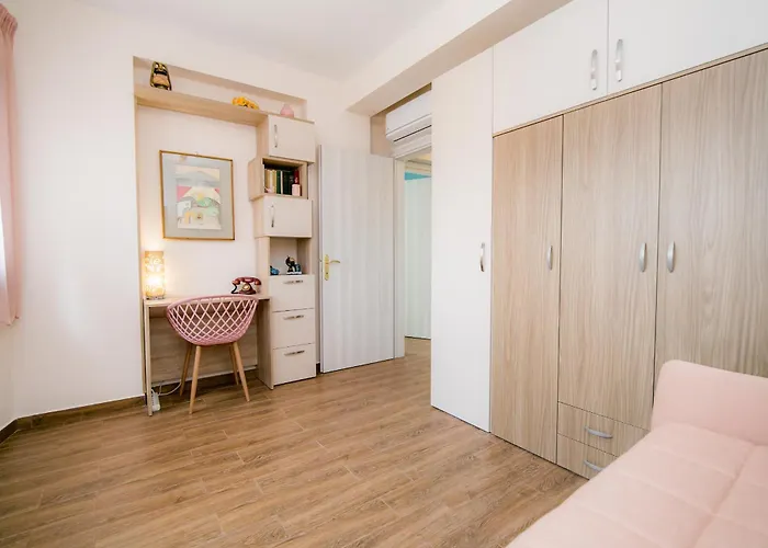 아파트 Mermaid Beachfront