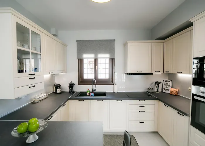 Mermaid Beachfront 아파트 코로피