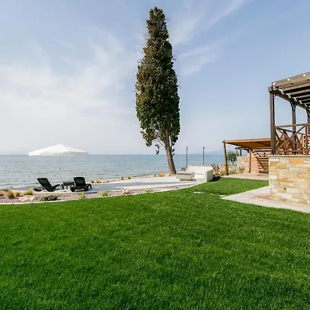 Mermaid Beachfront * Koropi