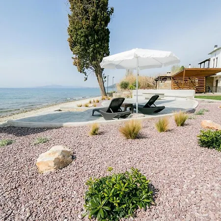 Mermaid Beachfront Koropi