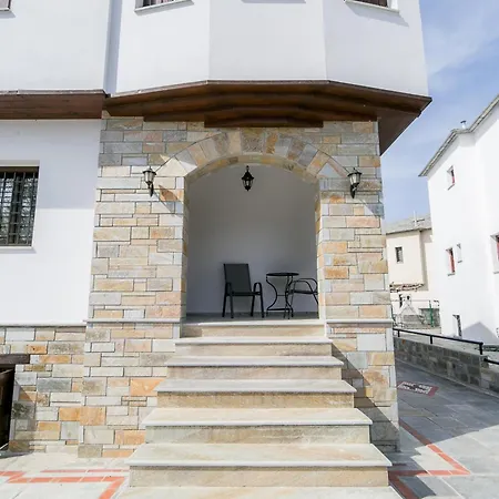 Mermaid Beachfront Koropí