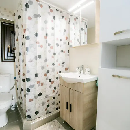 Mermaid Beachfront Apartament *