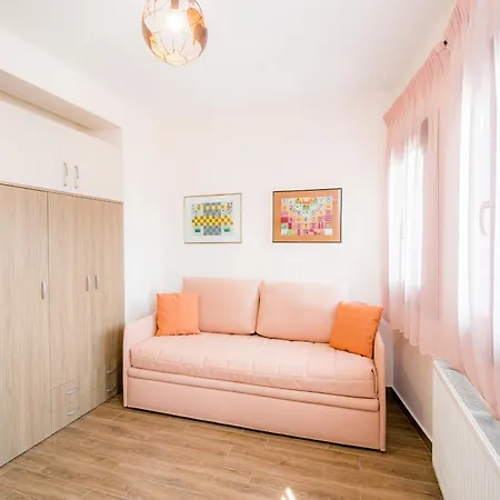 Mermaid Beachfront Apartment