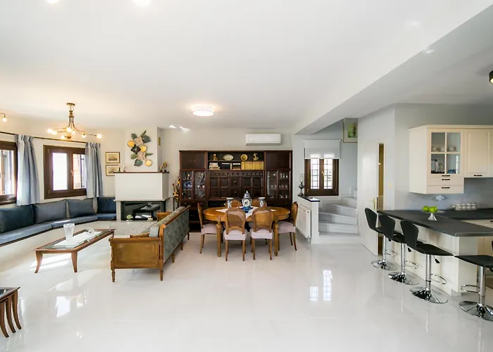 Mermaid Beachfront 公寓 *